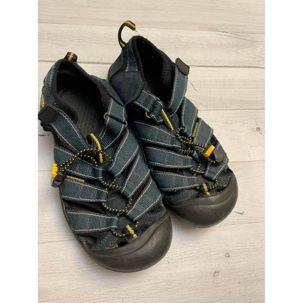 KEEN Kids' Navy Blue Outdoor Sandals with Toe Protection